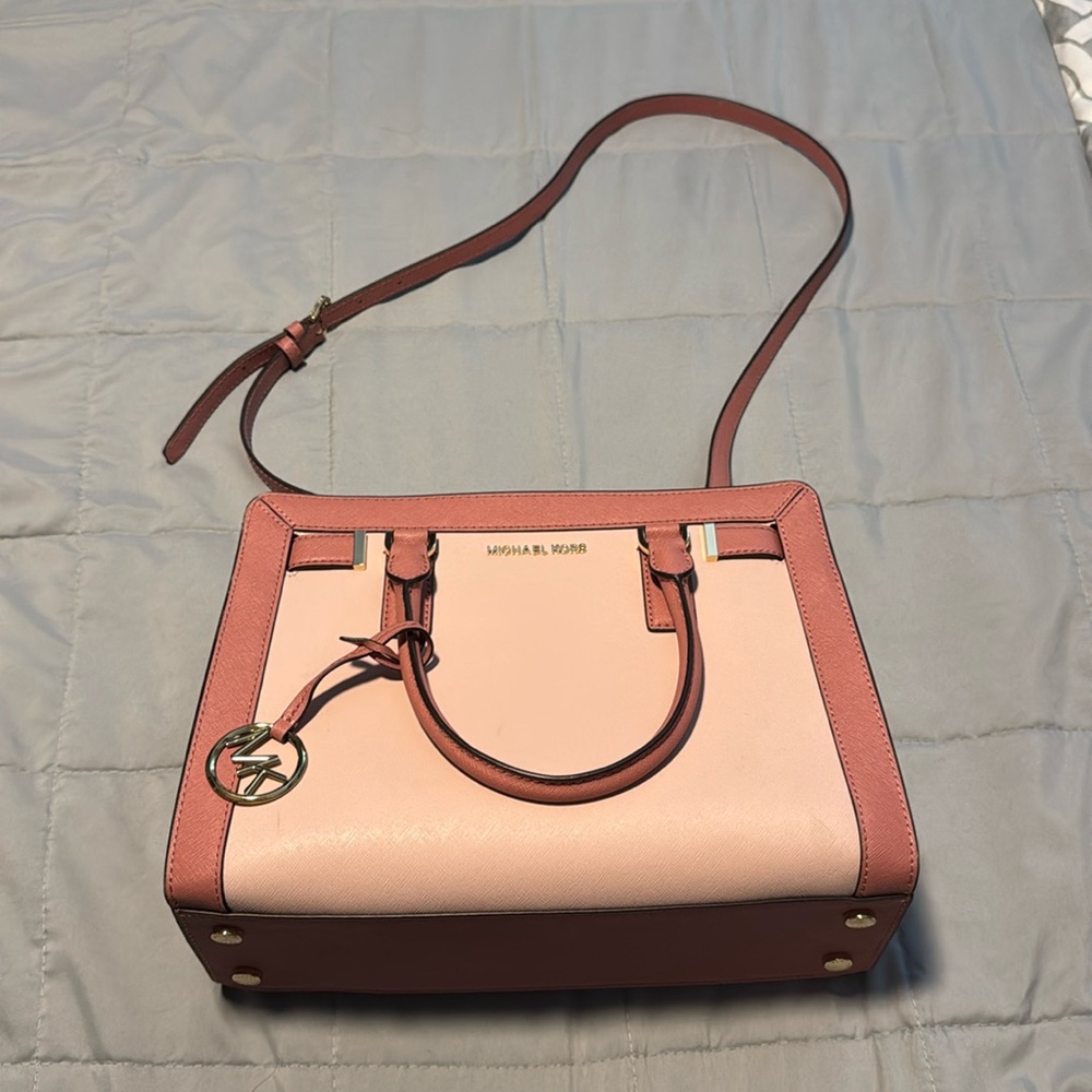 Michael kors purse